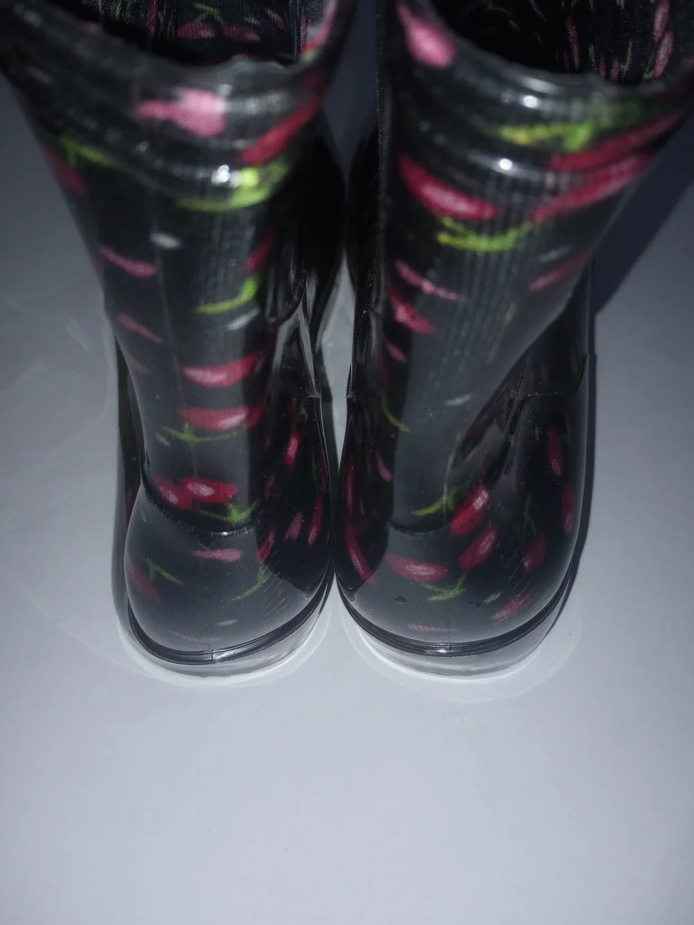 Women’s Black Retro Cherry Print Jelly Rain Boots NWOT 41